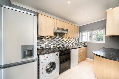3 bedroom house to rent, Wolsey Drive, Kingston Upon Thames KT2