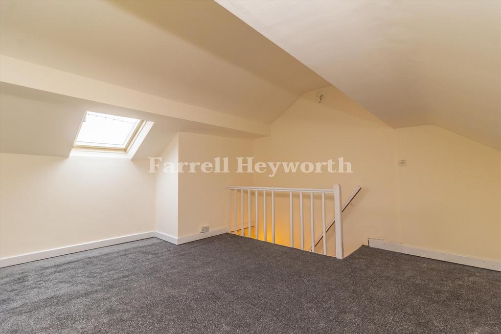 Loft Room image 2