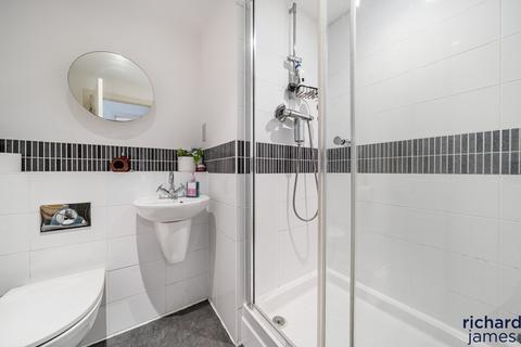 2 bedroom apartment for sale, Firefly Avenue, Swindon SN2
