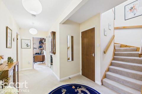 undefined, Symington Court, Shenley Lodge