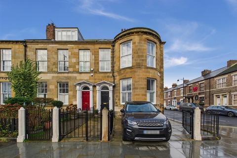 2 bedroom maisonette for sale, Northumberland Square, North Shields