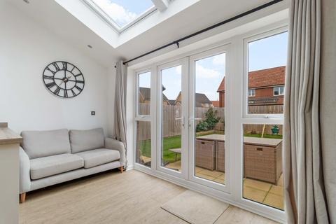 3 bedroom semi-detached house for sale, Burnage Close, Warrington, WA1