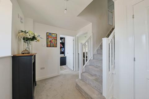 4 bedroom detached house for sale, Smith Crescent, Anlaby, Hull, HU10 7FY