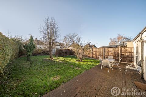 undefined, Dennis Way, Slough, Berkshire