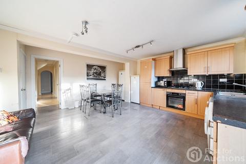 undefined, Dennis Way, Slough, Berkshire