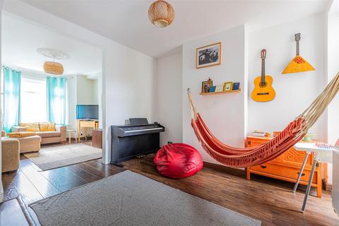 3 bedroom terraced house to rent, Egerton Street, Cardiff CF5