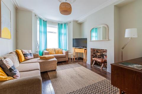 3 bedroom terraced house to rent, Egerton Street, Cardiff CF5