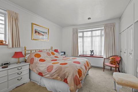 4 bedroom detached bungalow for sale, Howard Crescent, Beaconsfield HP9