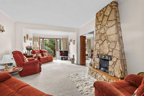 4 bedroom detached bungalow for sale, Howard Crescent, Beaconsfield HP9