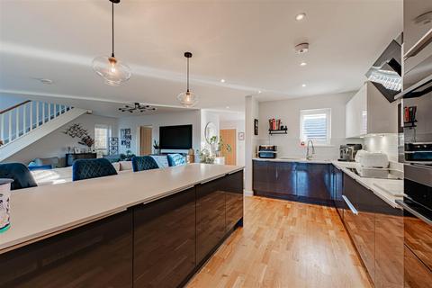 undefined, Orchard View, Canterbury CT2