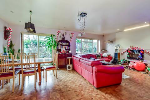 3 bedroom detached house for sale, Jackets Lane, Northwood HA6