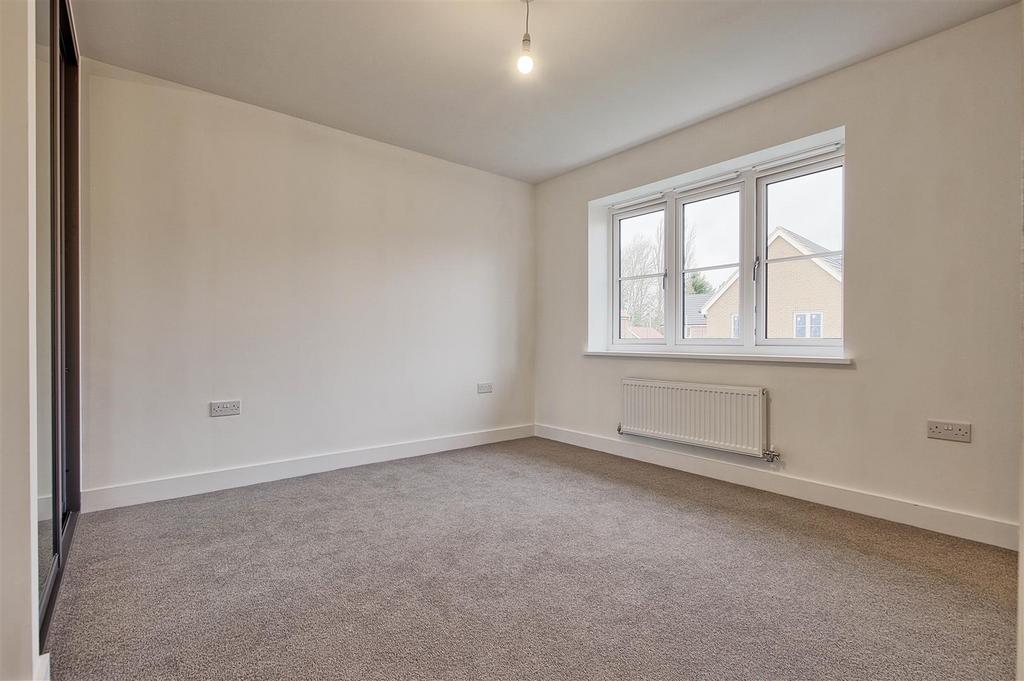 Bedroom 1.jpg
