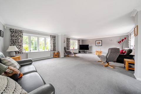 5 bedroom detached house for sale, The Warren, Chalfont St. Peter, Buckinghamshire