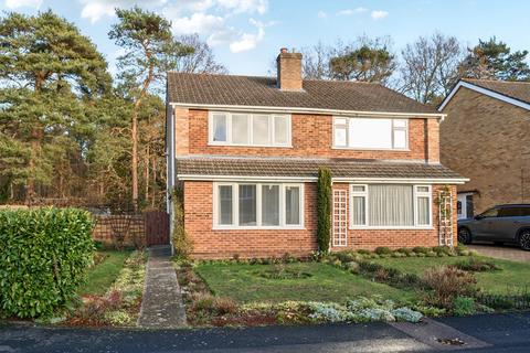 3 bedroom semi-detached house for sale, Heron Close, Church Crookham, Fleet