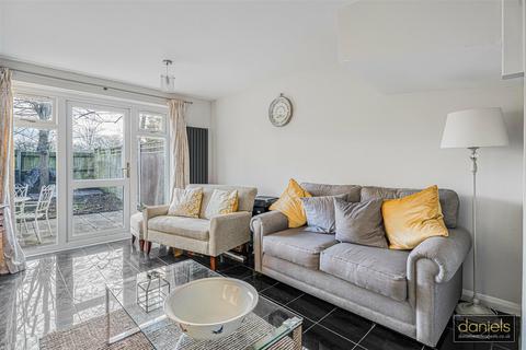 2 bedroom terraced house for sale, Sovereign Grove, Wembley