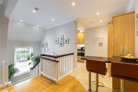2 bedroom apartment for sale, West Common, Harpenden, Hertfordshire, AL5