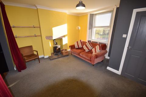 2 bedroom terraced house to rent, South Street, Wigton