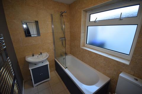 2 bedroom terraced house to rent, South Street, Wigton