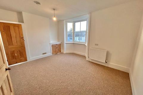 3 bedroom terraced house to rent, Brighton BN2