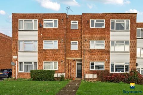 undefined, Worplesdon Road, Surrey GU2