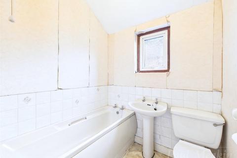 3 bedroom terraced house for sale, Lower Road, Kenley
