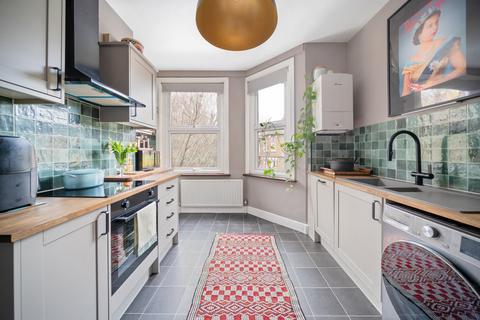 2 bedroom flat for sale, Bollo Bridge Road, London W3
