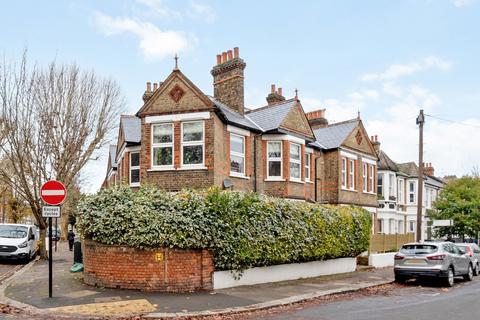 2 bedroom flat for sale, Bollo Bridge Road, London W3
