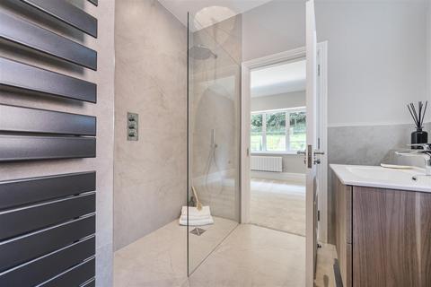 4 bedroom detached house for sale, Critchmere Hill, Haslemere