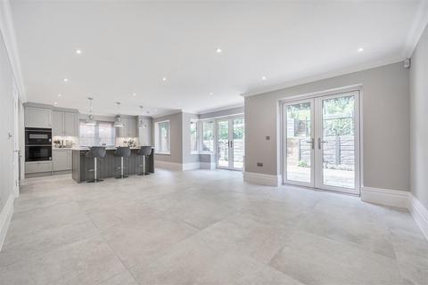 undefined, Critchmere Hill, Haslemere