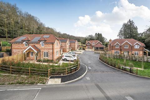 undefined, Critchmere Hill, Haslemere
