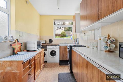 3 bedroom semi-detached house for sale, Whitton Avenue West, Greenford