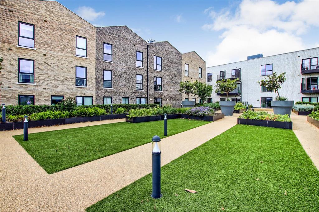 Communal Gardens 4.jpg