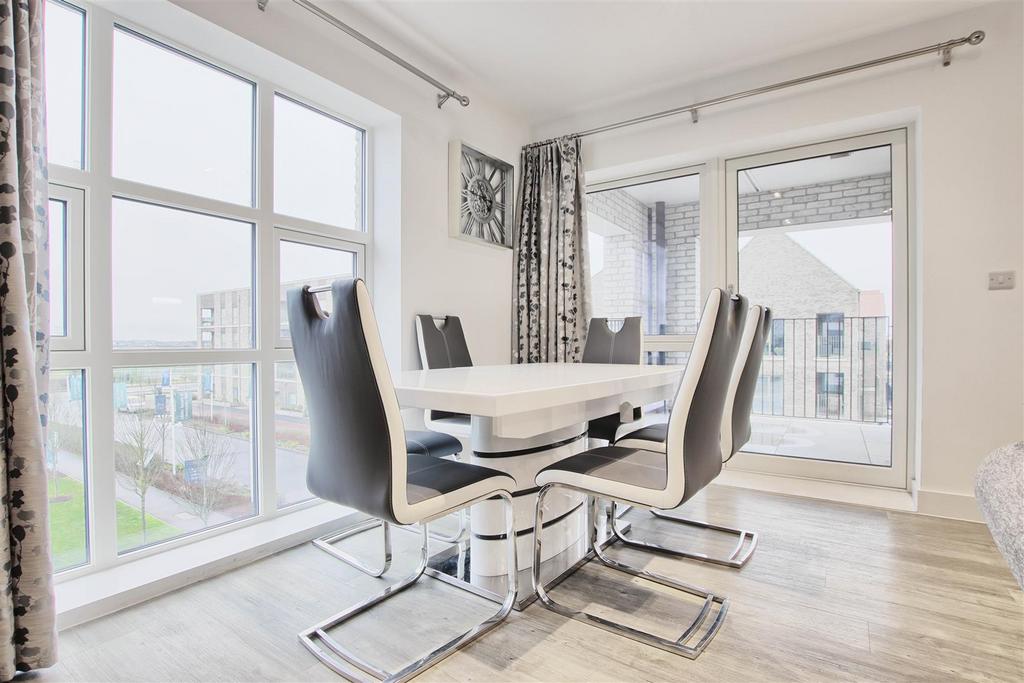 Dining Area 1.jpg