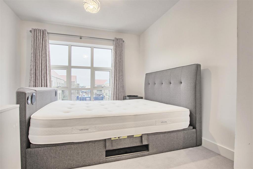 Bedoom 1.jpg