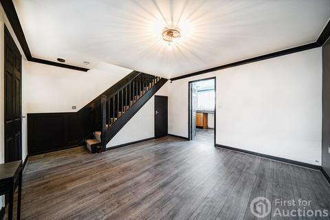 3 bedroom semi-detached house for sale, Gravenmoor Drive, Salford, Greater Manchester