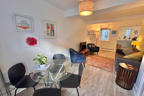 2 bedroom terraced house to rent, Brighton BN2