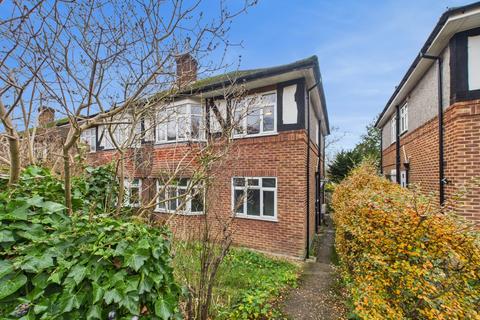 2 bedroom maisonette for sale, Mill Vale, Bromley BR2