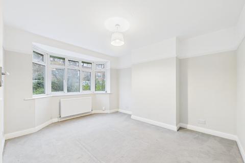 2 bedroom maisonette for sale, Mill Vale, Bromley BR2