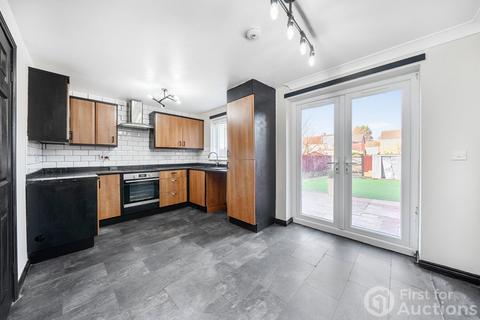 3 bedroom semi-detached house for sale, Gravenmoor Drive, Salford, Greater Manchester