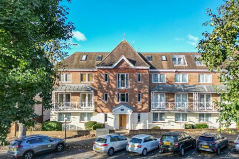 2 bedroom flat for sale, Palmeira Avenue, Hove, BN3