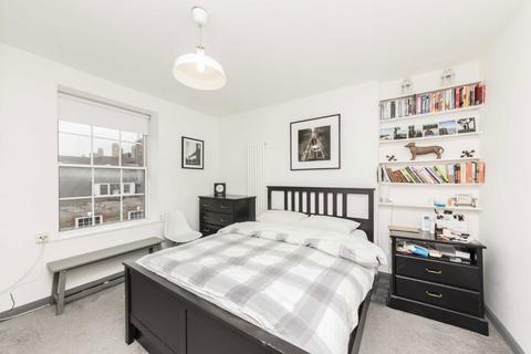 2 bedroom flat to rent, Old Castle Street, London E1