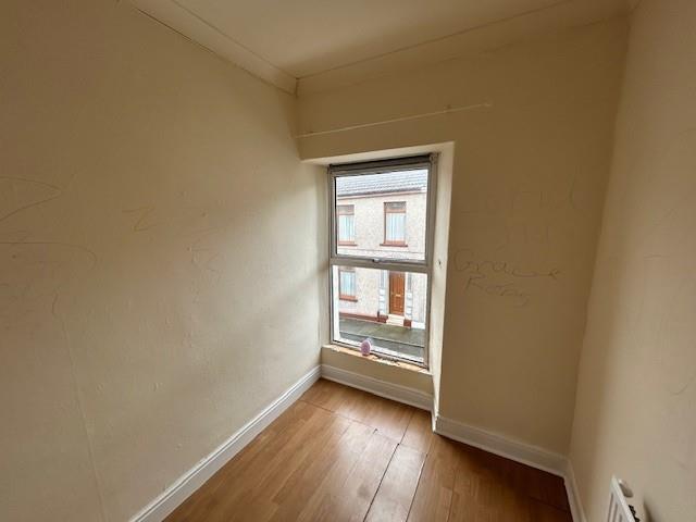 Bedroom 3.jpg