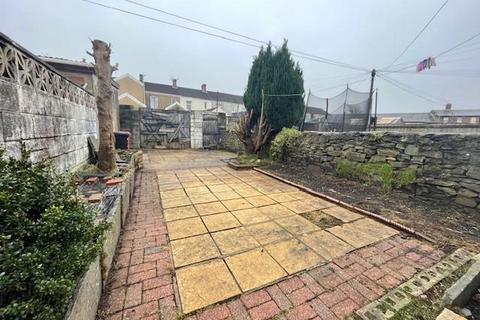 3 bedroom house for sale, Russell Street, Llanelli