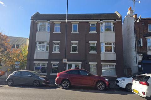 2 bedroom flat for sale, Purley CR8