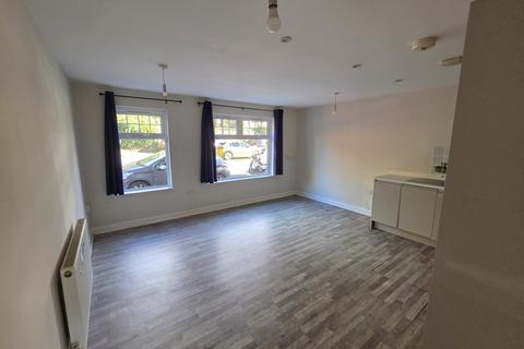 2 bedroom flat for sale, Purley CR8