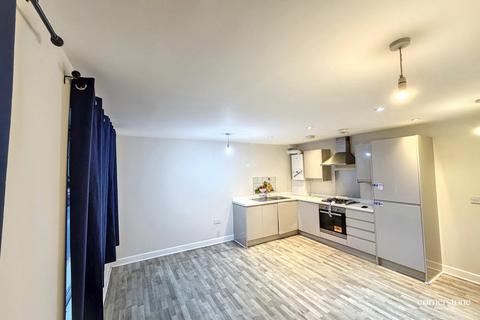 2 bedroom flat for sale, Purley CR8