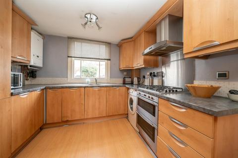 2 bedroom property for sale, Albert Street, St. Albans