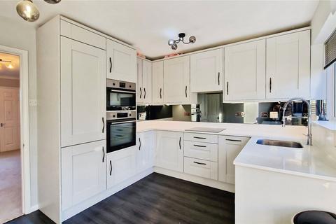 2 bedroom end of terrace house for sale, Deller Street, Bracknell RG42