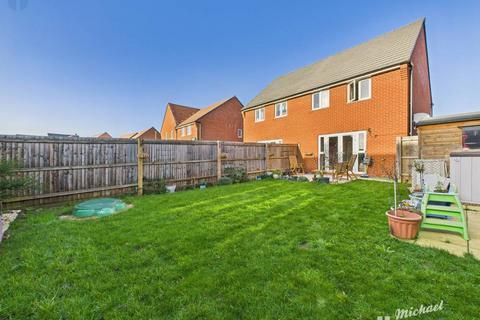3 bedroom semi-detached house for sale, Restharrow Road, Broughton, Aylesbury