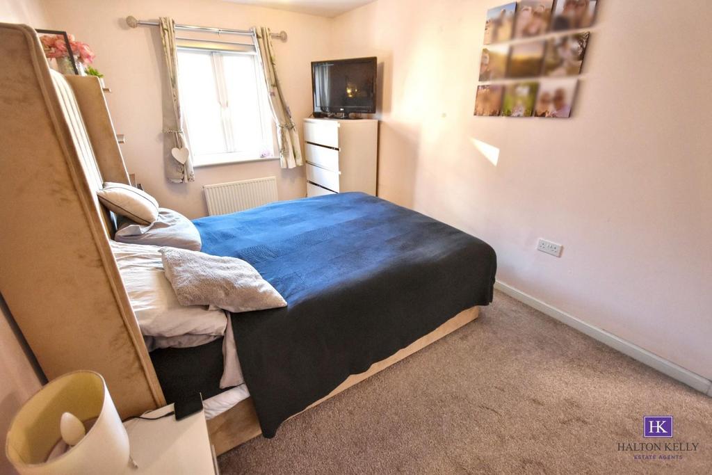 Main bedroom